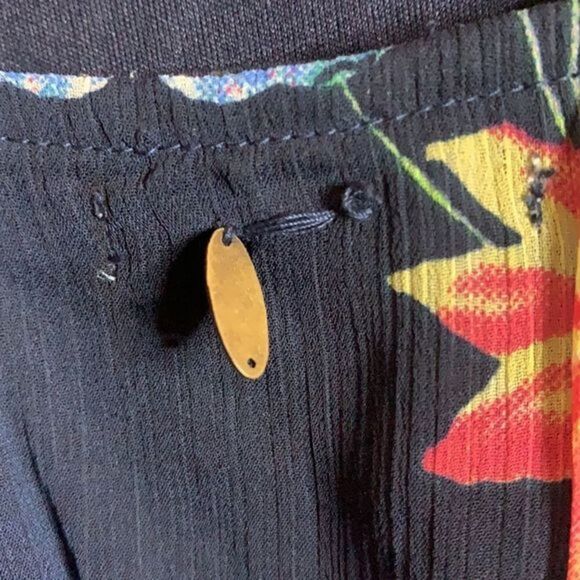 O’Neill Navy Blue Short Floral Dress - Picture 6 of 6